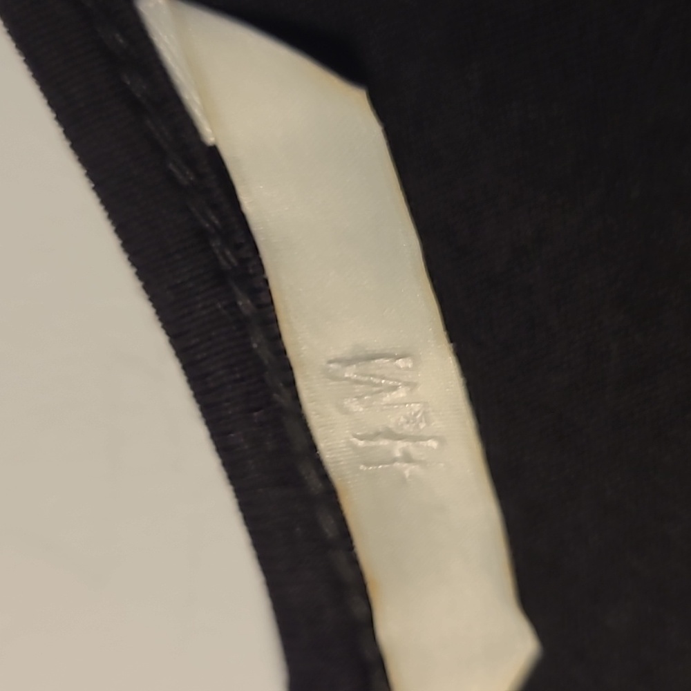 Top by HnM.. - Picture 3 of 5